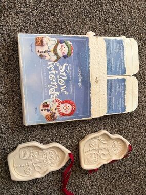 Longaberger White Snow Friends Ceramic Cookie Molds with Red Ribbons